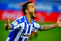 巴塞罗那新援头球世界波，力助巴萨击溃曼联挑战